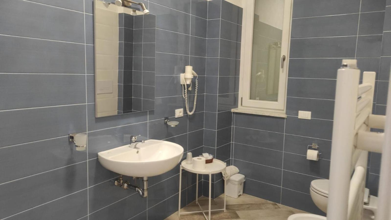 La Perla Del Tirreno Guest House 사프리 외부 사진